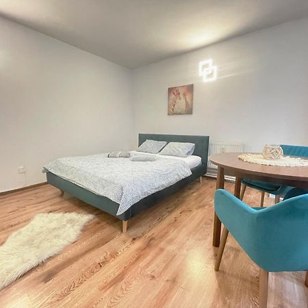 Central Apartment New Studio 코시체 외부 사진